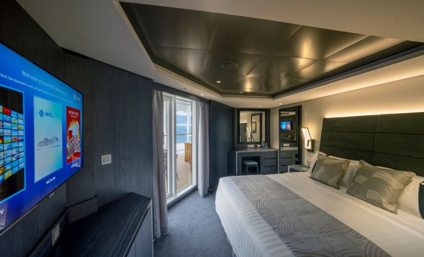 Yacht club Royal suite