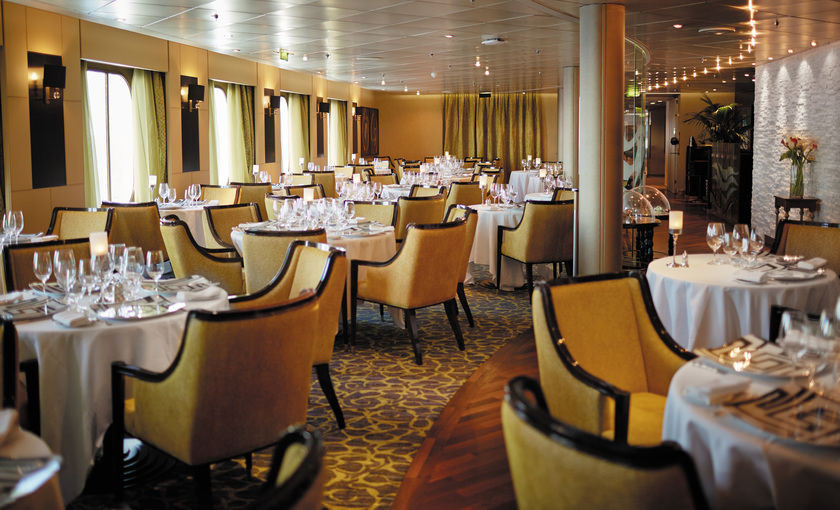 Luxury dining room Regent Seven Seas