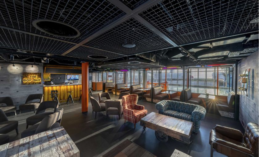 jeugd bar MSC World Europa